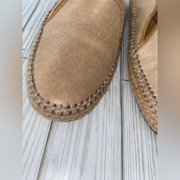 EMU AUSTRALIA Girls Gold Slip On K6 - Picture 5 of 11